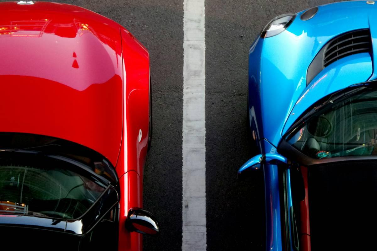 Is parking facilities available at the hotel?